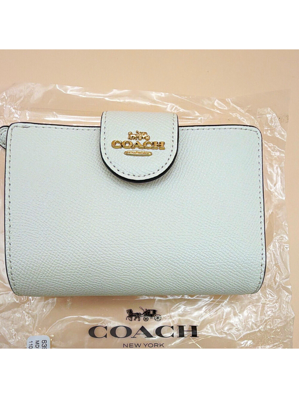 Coach Medium Corner Zip Wallet Solid Chalk Logo Zipper ID Window Women